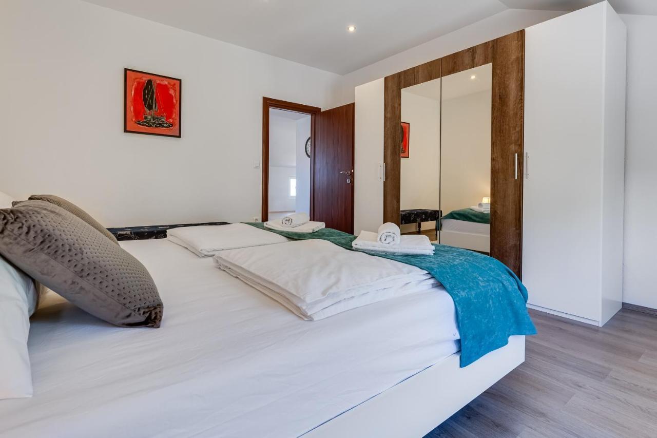 Apartman View Preko Eksteriør billede